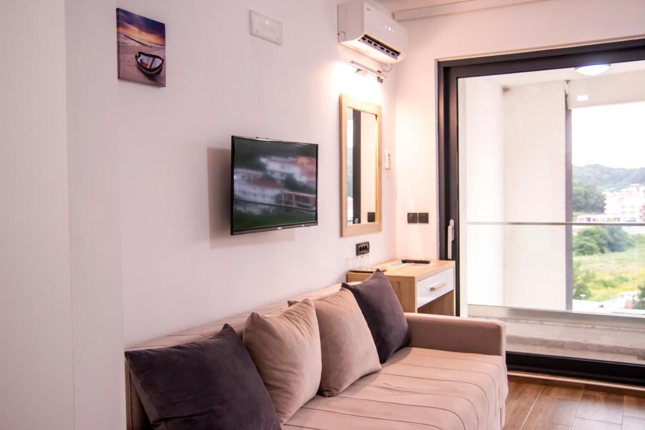 Hotel Lajka Luxury Ulcinj Exteriör bild