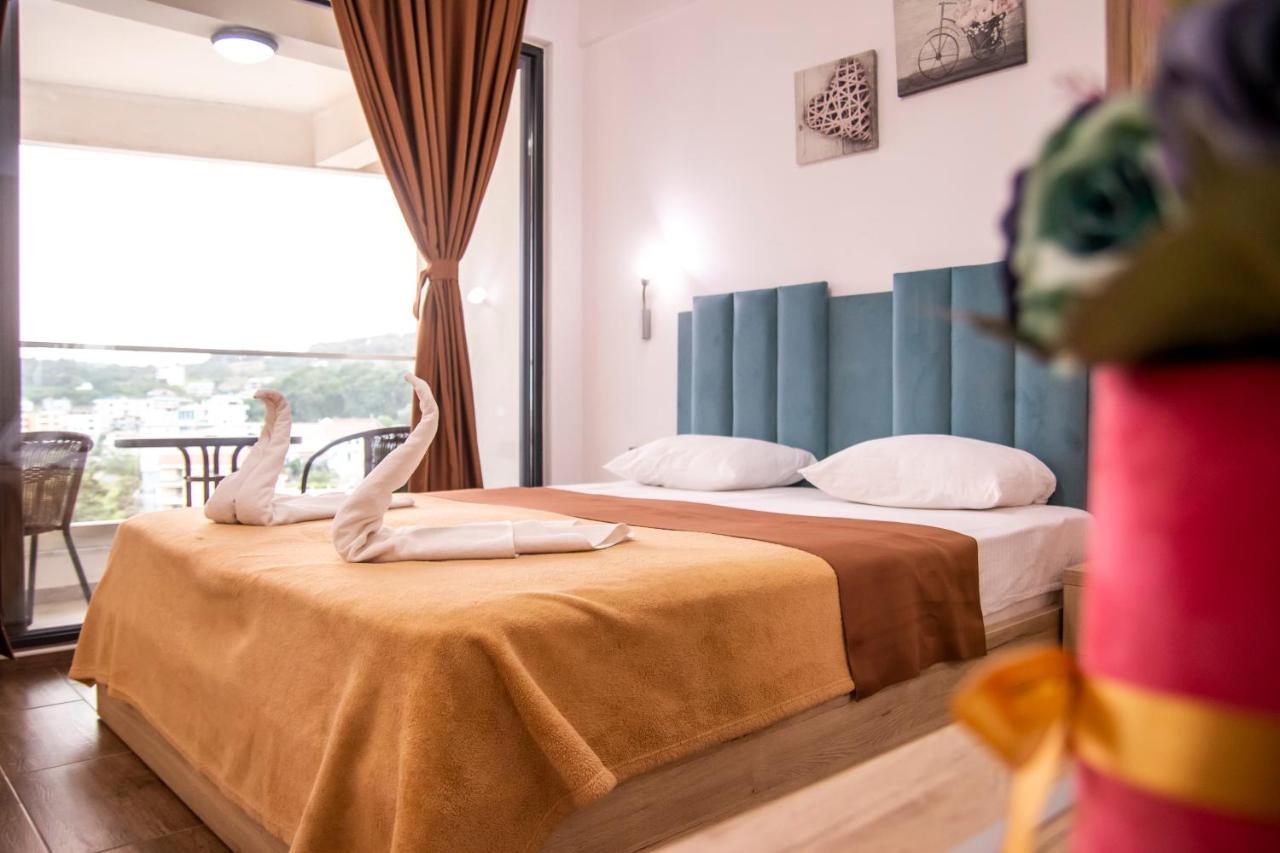 Hotel Lajka Luxury Ulcinj Exteriör bild