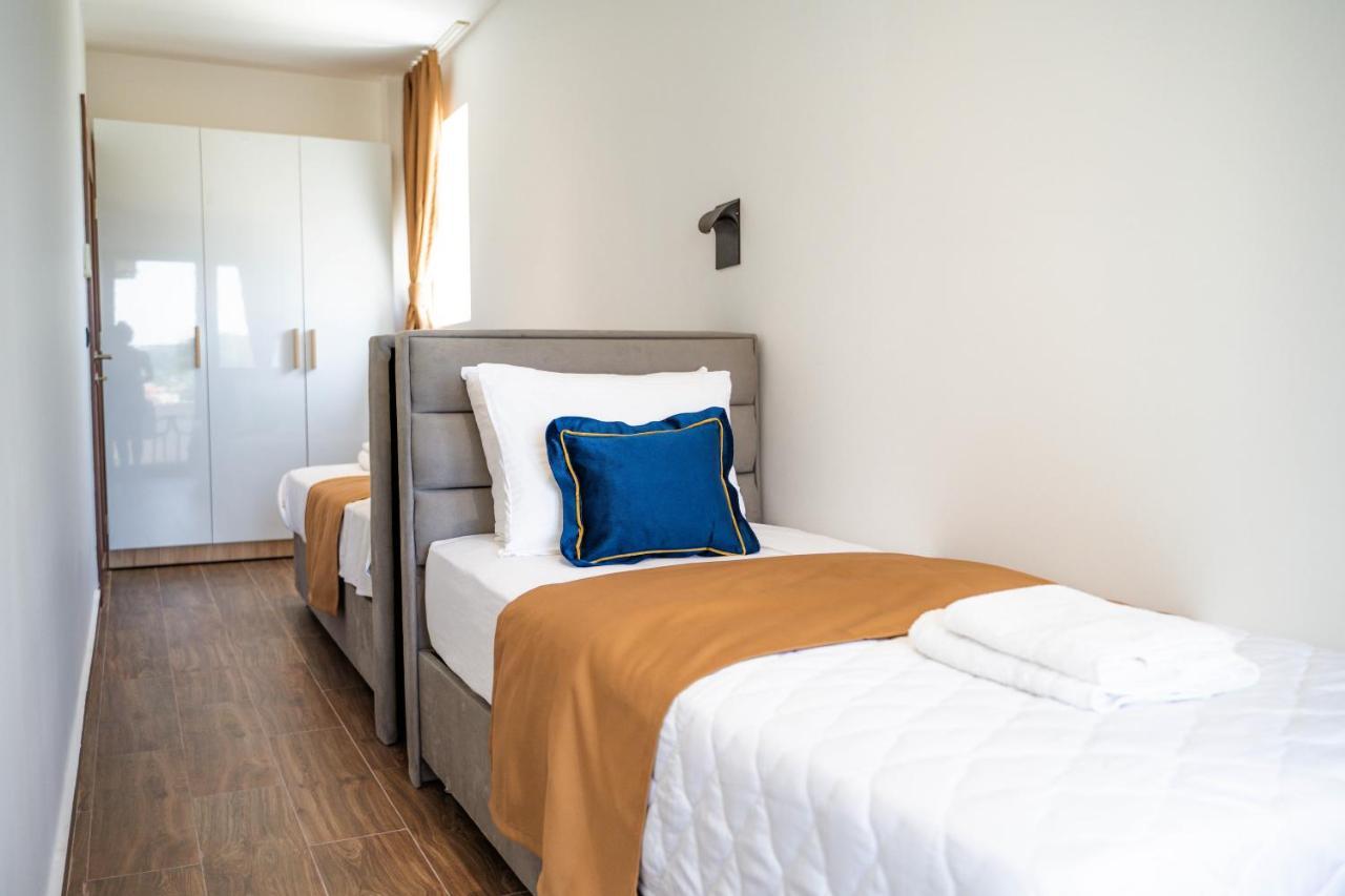 Hotel Lajka Luxury Ulcinj Exteriör bild