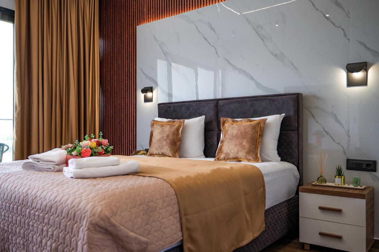Hotel Lajka Luxury Ulcinj Exteriör bild