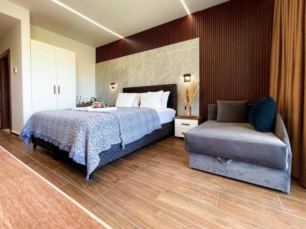 Hotel Lajka Luxury Ulcinj Exteriör bild
