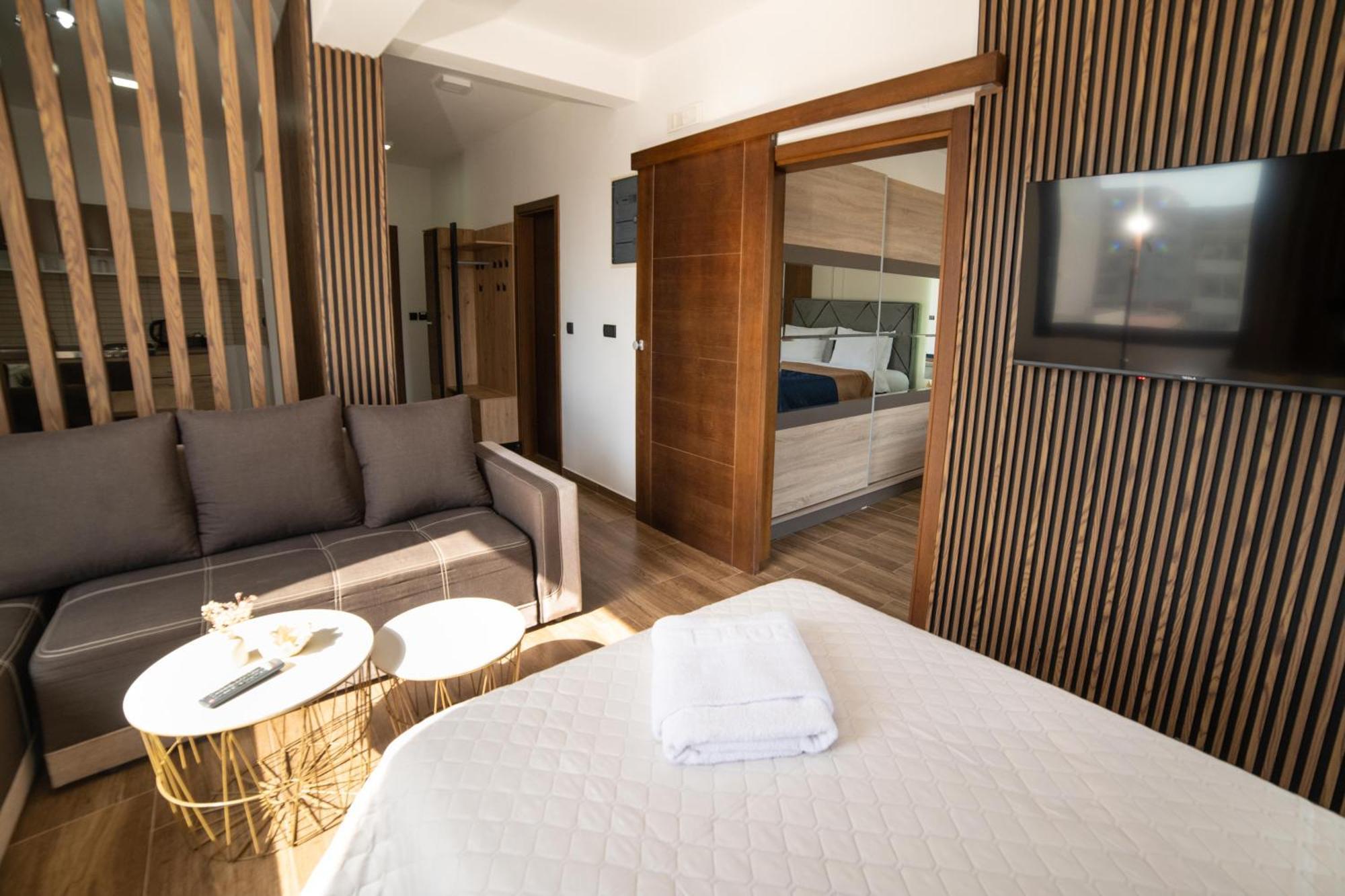 Hotel Lajka Luxury Ulcinj Exteriör bild