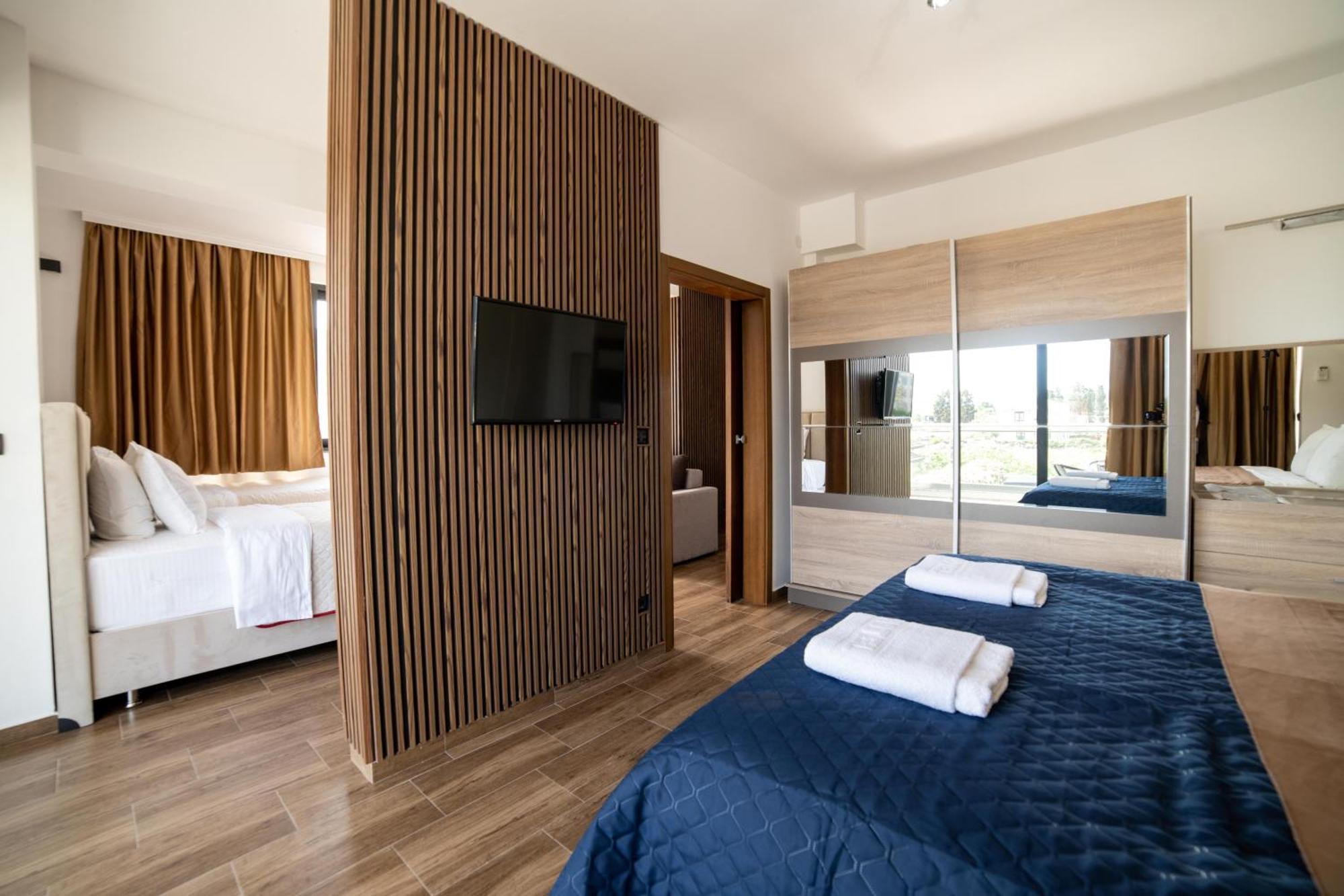 Hotel Lajka Luxury Ulcinj Exteriör bild